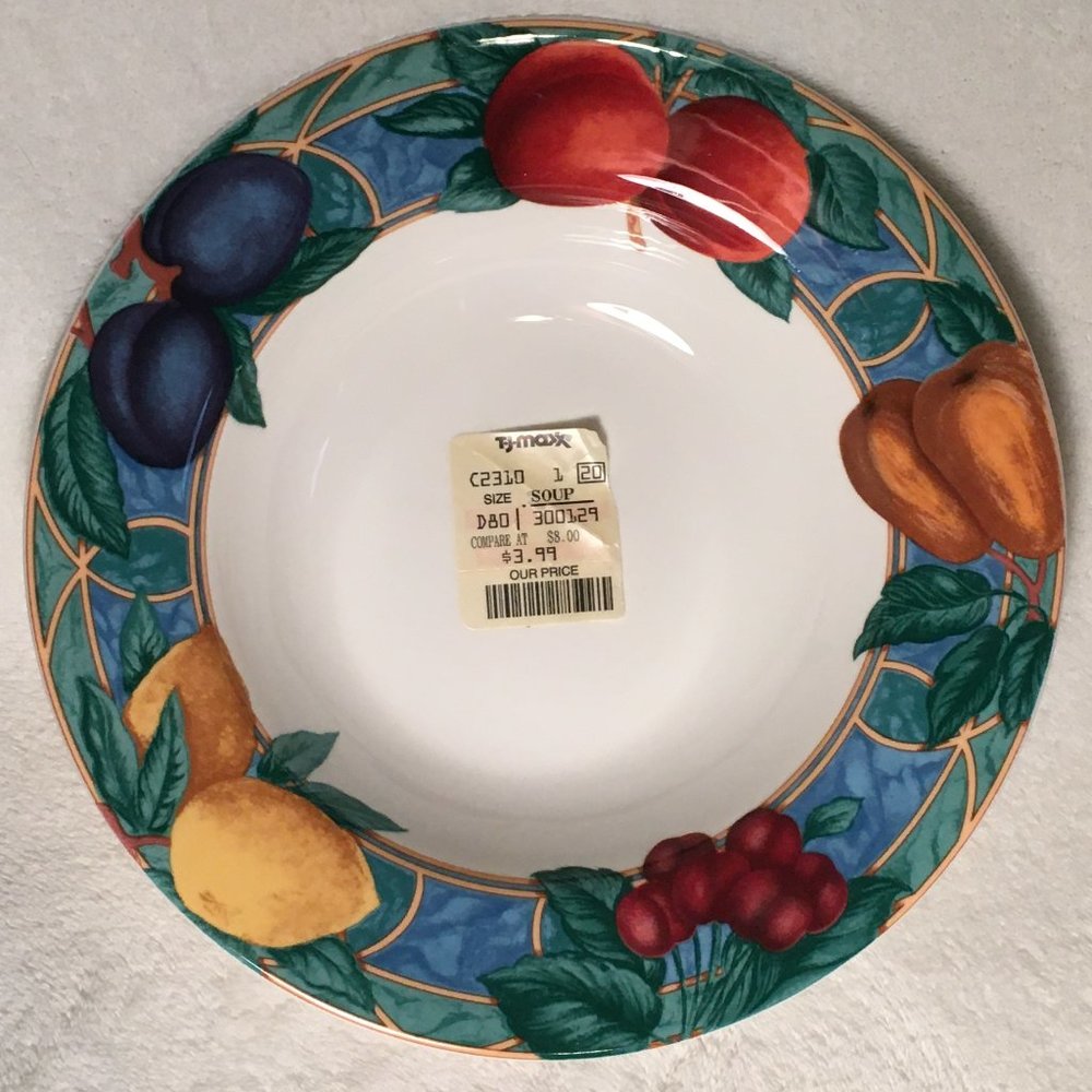 Victoria & Beale "Forbidden Fruit" Soup Bowl #9024